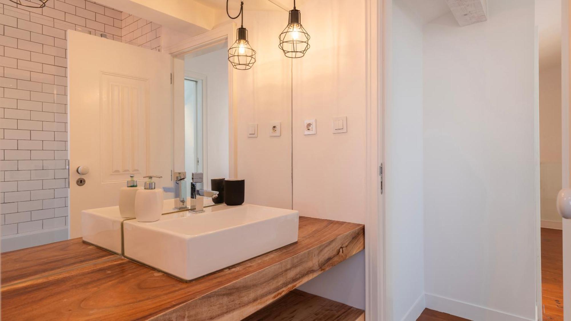 Charming 3Bdr Duplex In City Center By Lovelystay Lisbon Exterior photo